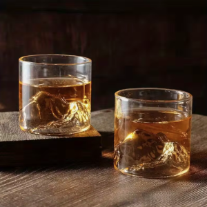 Szklanki do whisky „Japońskie góry” (2 szt., 300 ml)